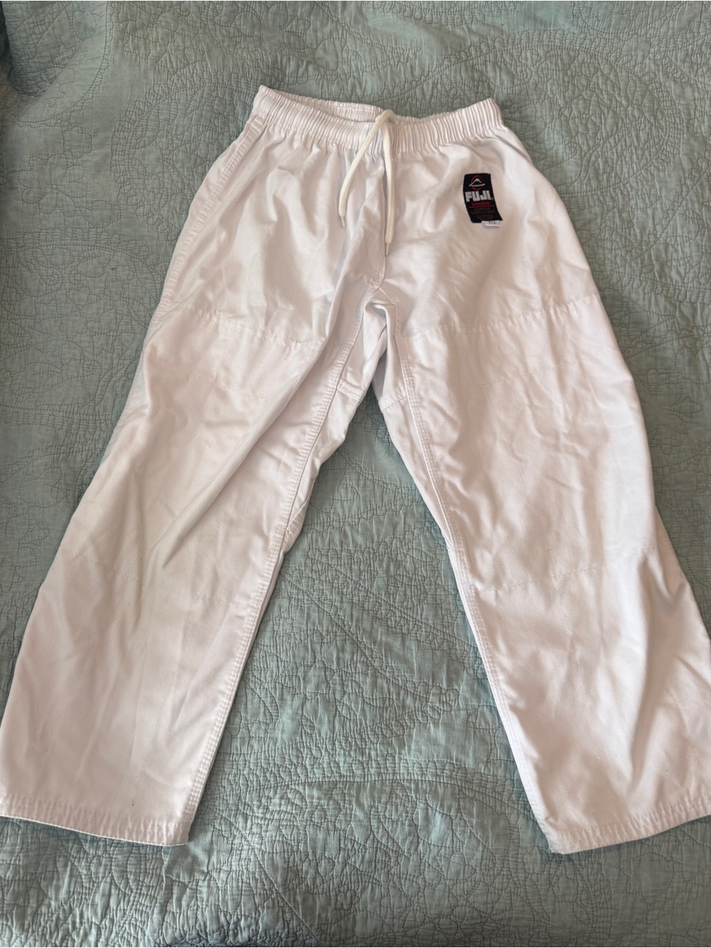 Fuji Kids Jiu-Jitsu Gi White Matching Set with White Belt - Picture 9 of 11